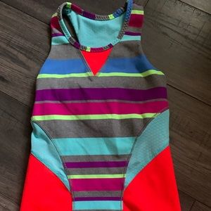 IVIVVA by LULULEMON Girls size 4 tank top in excellent condition